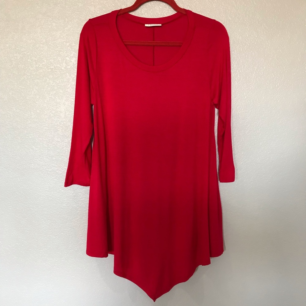 Frumos lipstick red tunic
